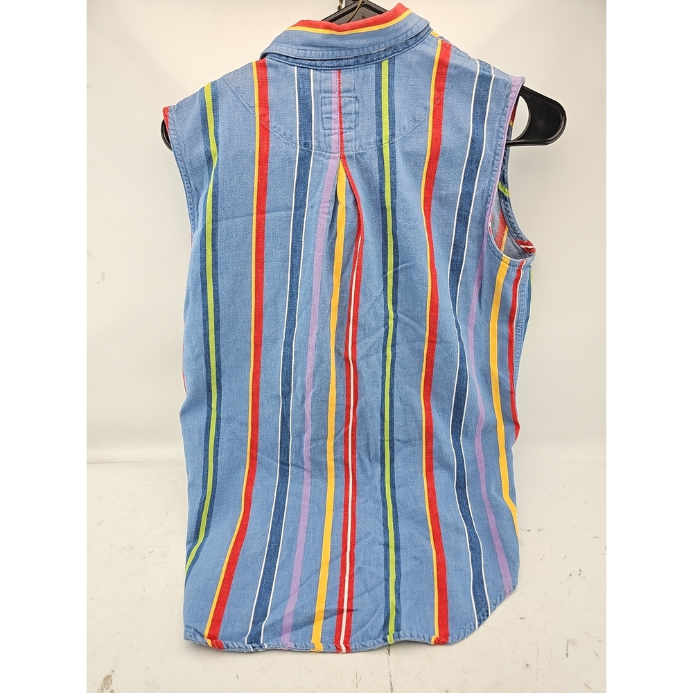 Lizwear Striped Sleeveless Button Down Shirt - Picture 4 of 5